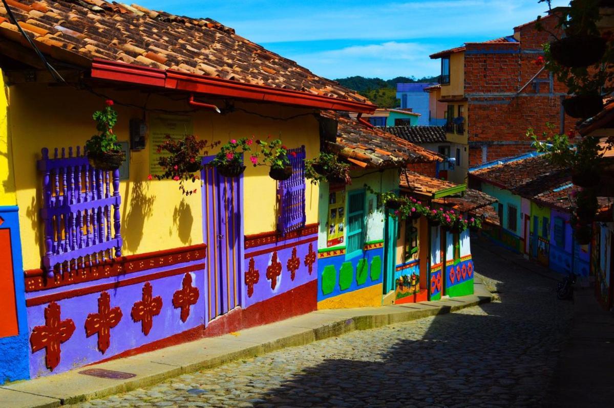 Hotel El Paisaje Guatapé Kültér fotó