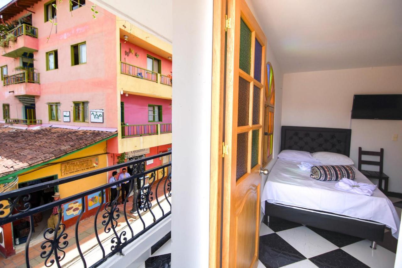 Hotel El Paisaje Guatapé Kültér fotó