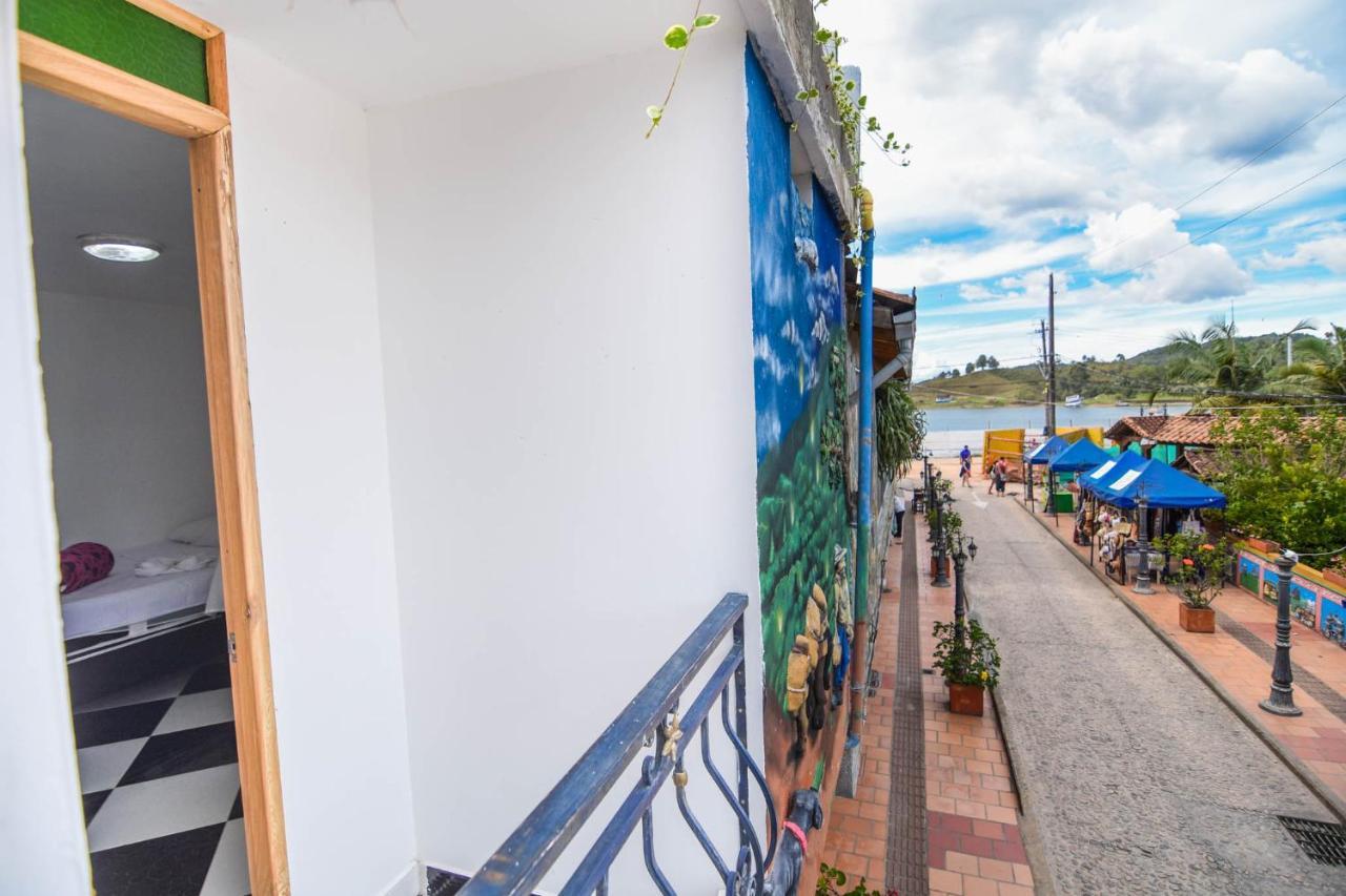 Hotel El Paisaje Guatapé Kültér fotó